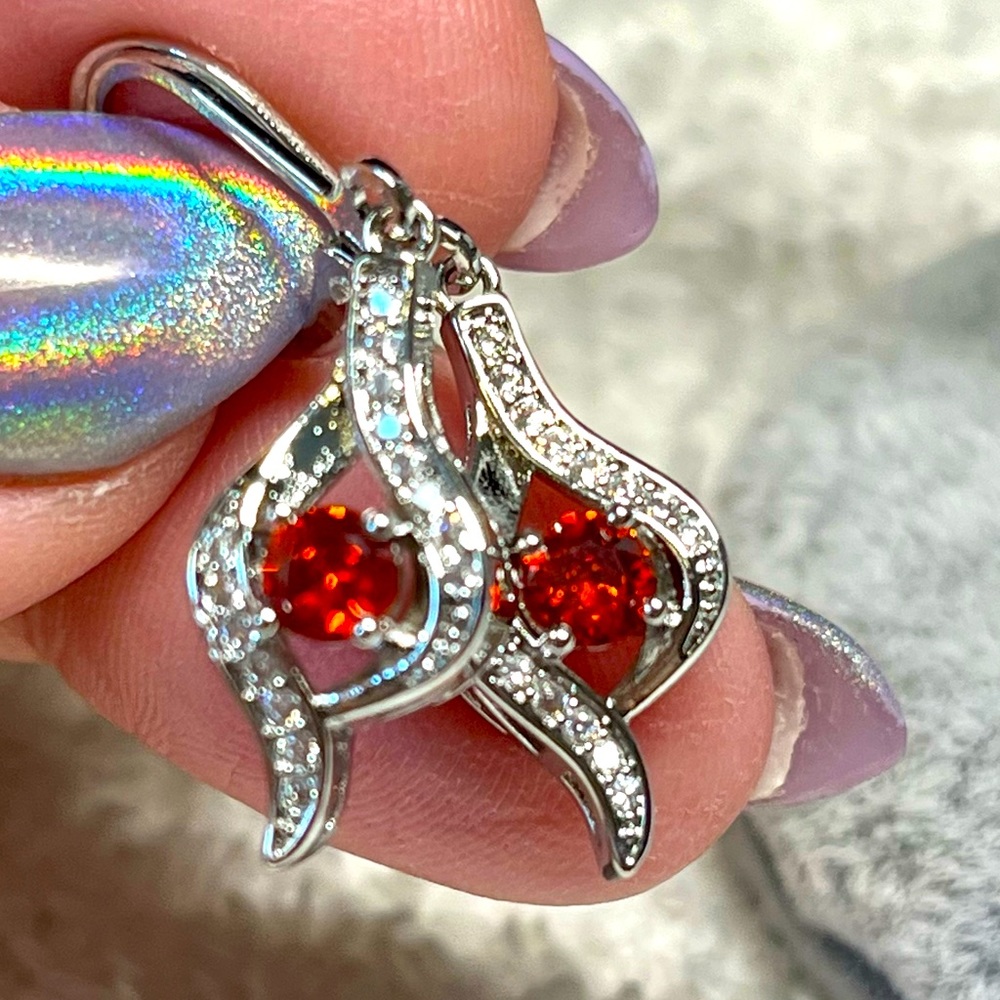 🦋silver and red Ruby drop dangle earrings  NWOT